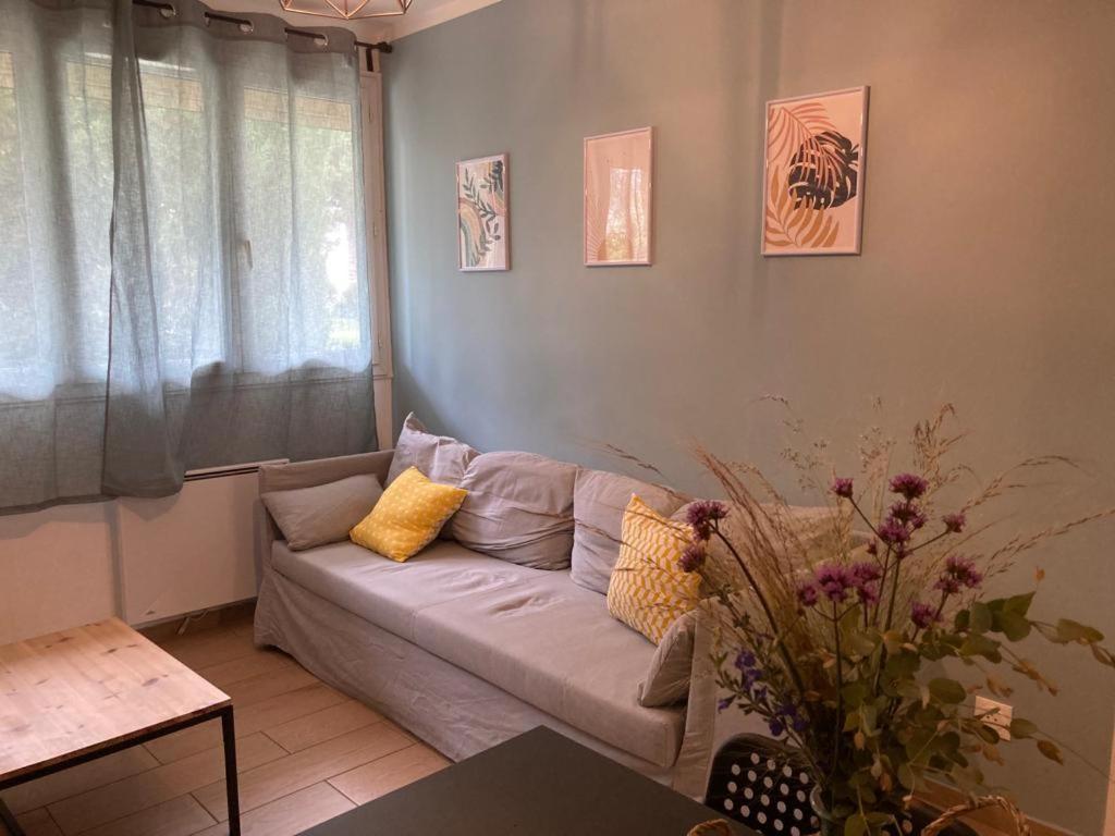 Sous Le Soleil - Appartement Calme Et Proche Du Centre Ville มงต์เปอลิเยร์ ภายนอก รูปภาพ